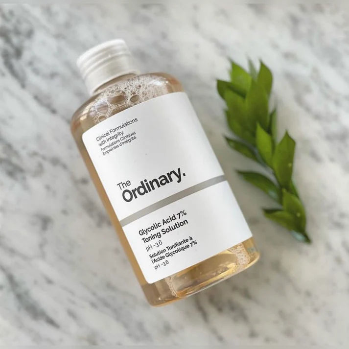 The Ordinary Glycolic Acid 7% Toning Solution – Exfoliating Face Toner For Radiant Skin, Removes Dead Skin Cells, Brightens & Smoothens, 240ml